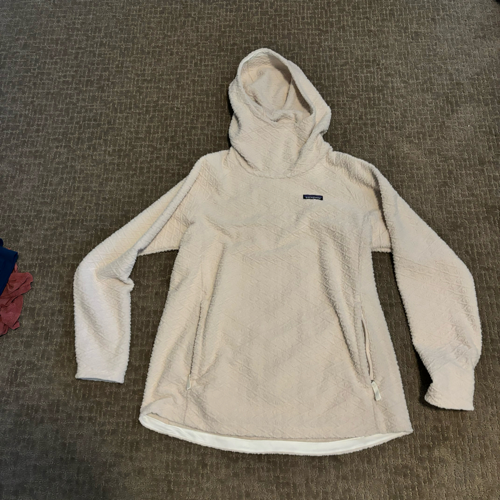 Women’s Patagonia  XL Diamond Capra beige hooded pullover